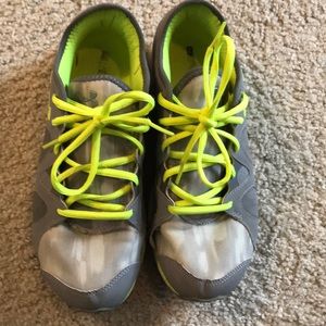 Women’s Under Armour shoes